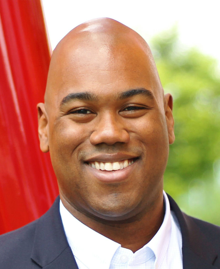Photo of Dr. Kevin Solomon